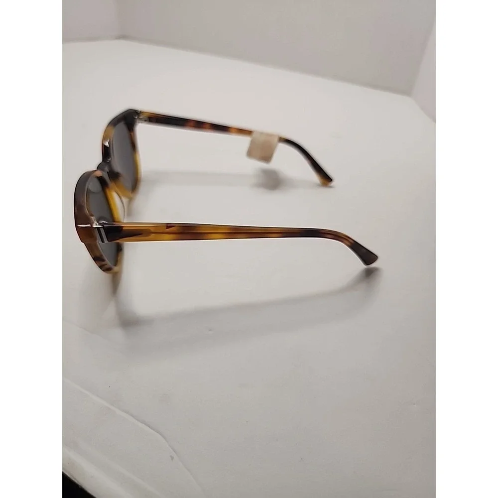 VonZipper Jethro Sunglasses Brown Cat Eye Tortoise Shell